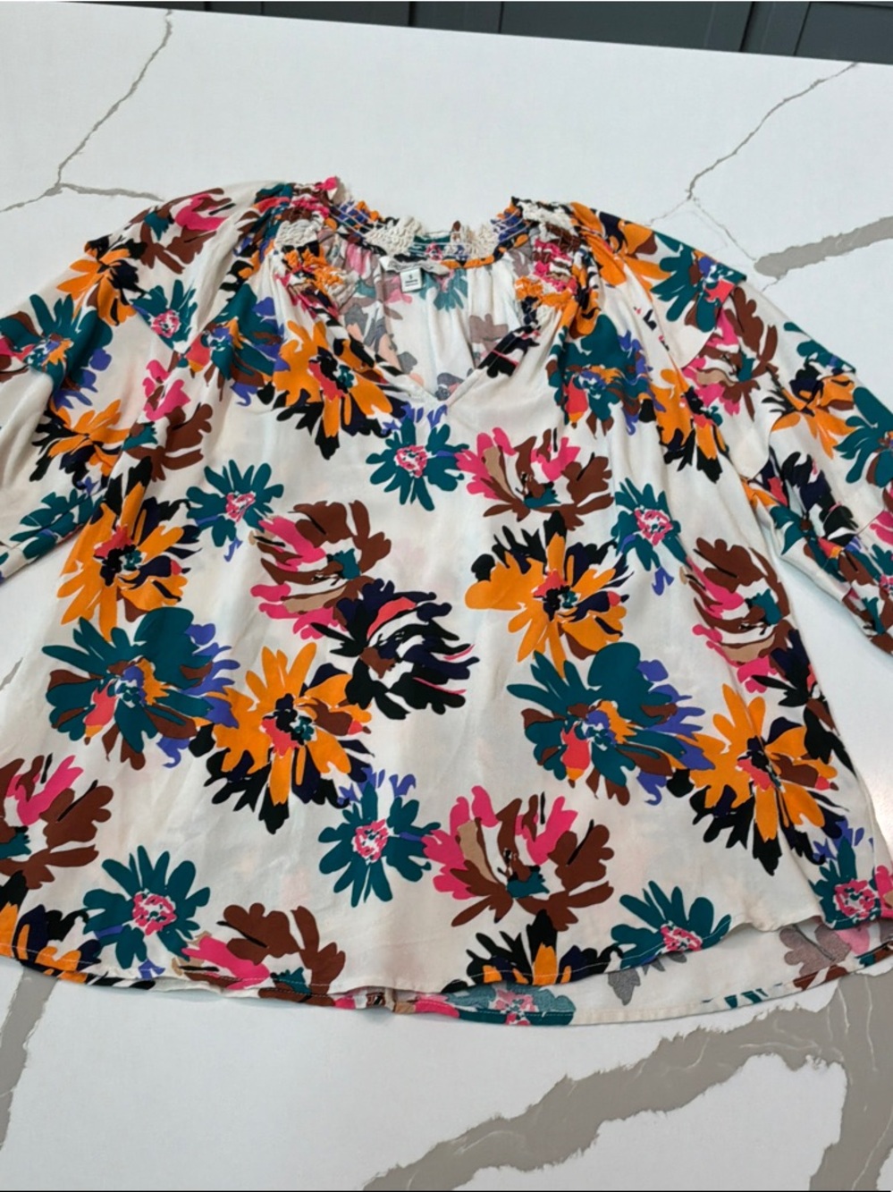 Pioneer Woman Small Cream Floral Peasant Blouse Multicolor Print Ruffle Sleeve